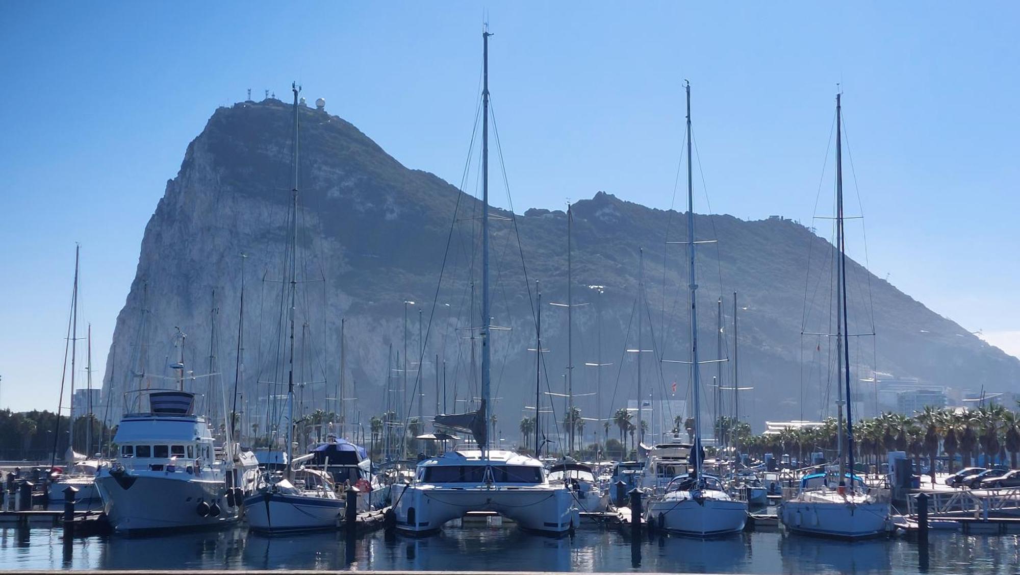 Villa En Poniente La Línea de la Concepción Esterno foto