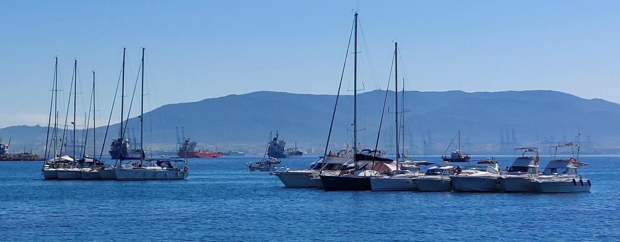 Villa En Poniente La Línea de la Concepción Esterno foto